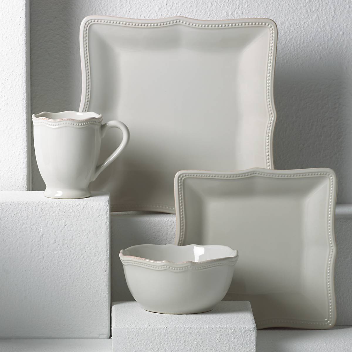 French Perle Bead White 4-Piece Place Setting