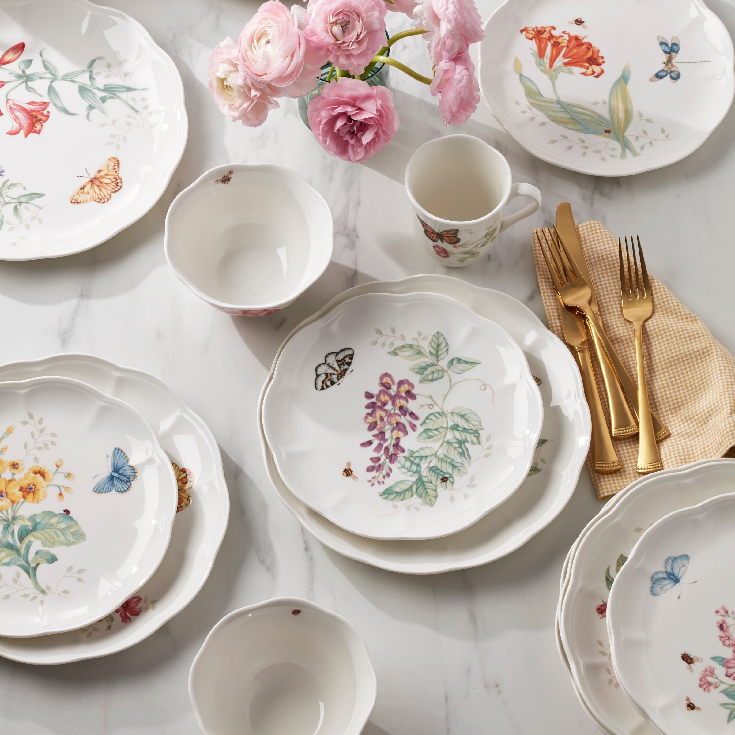 Butterfly Meadow 24-Piece Dinnerware Set