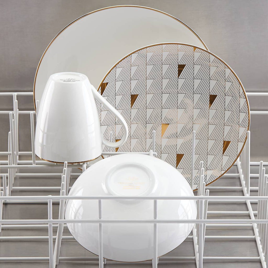 Trianna White 4-Piece Place Setting