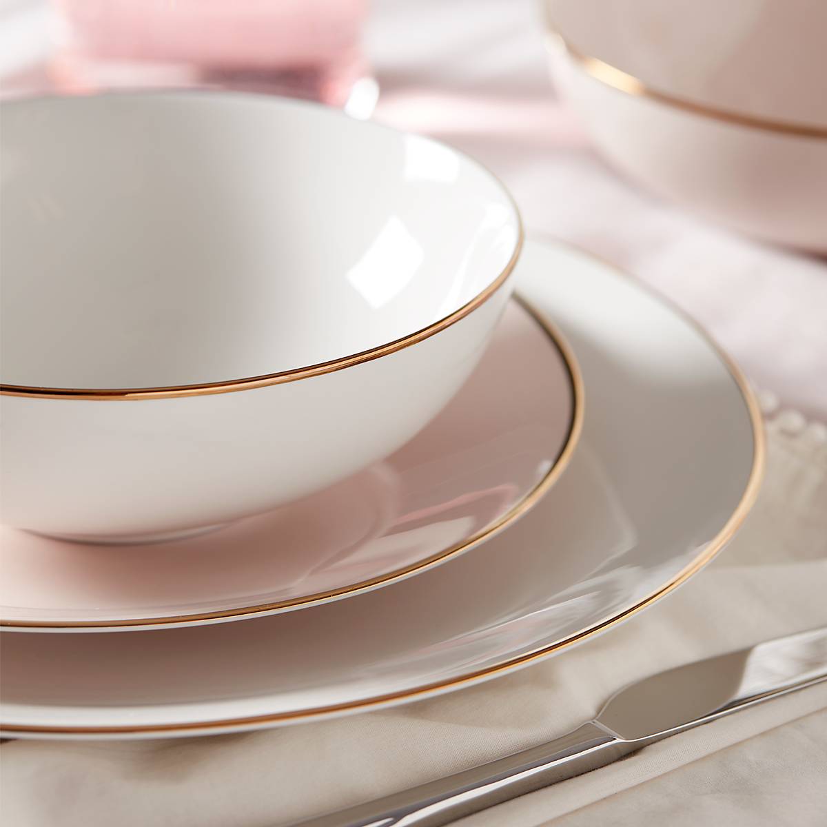 Trianna White Dinner Plate