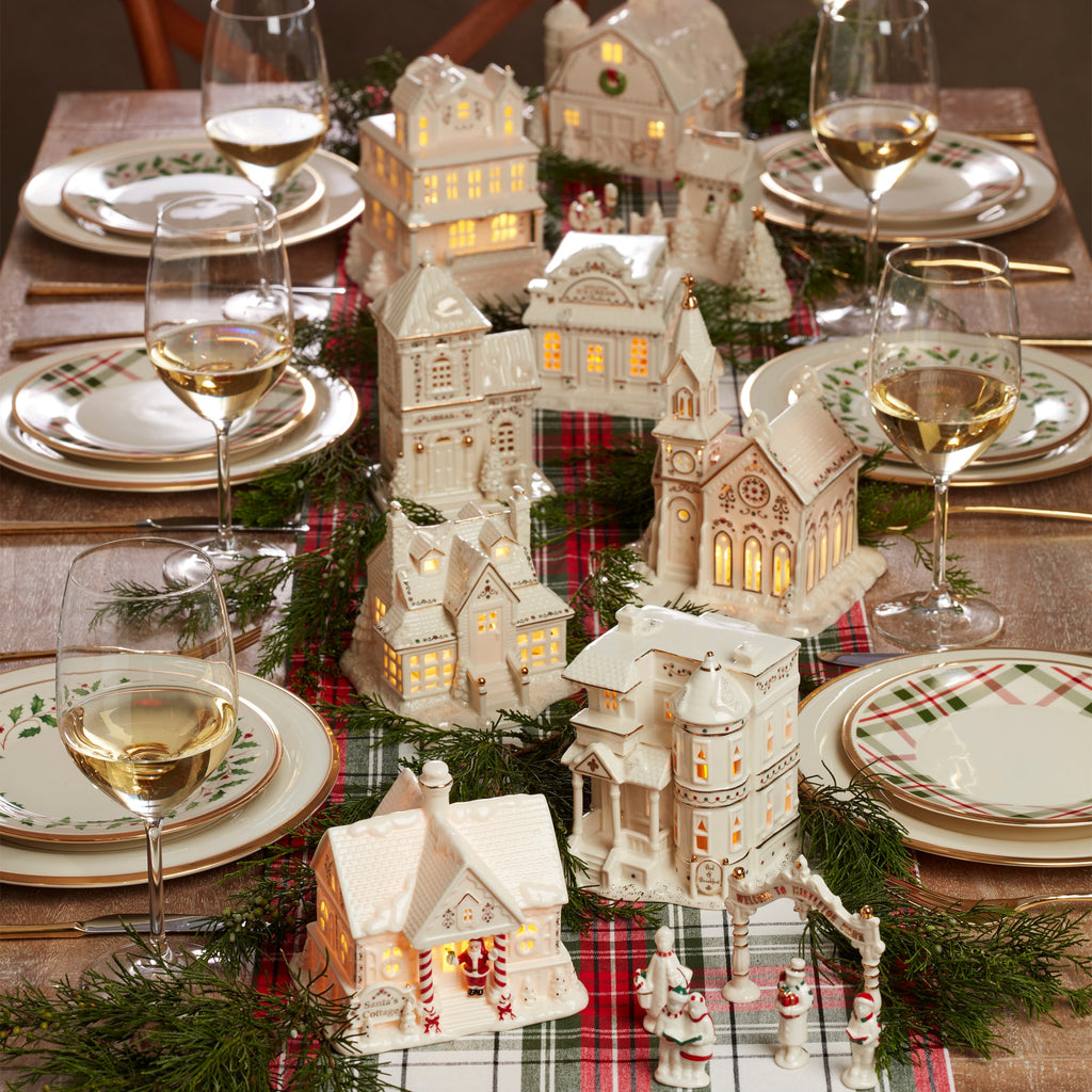 Mistletoe Park Lit Library Figurine