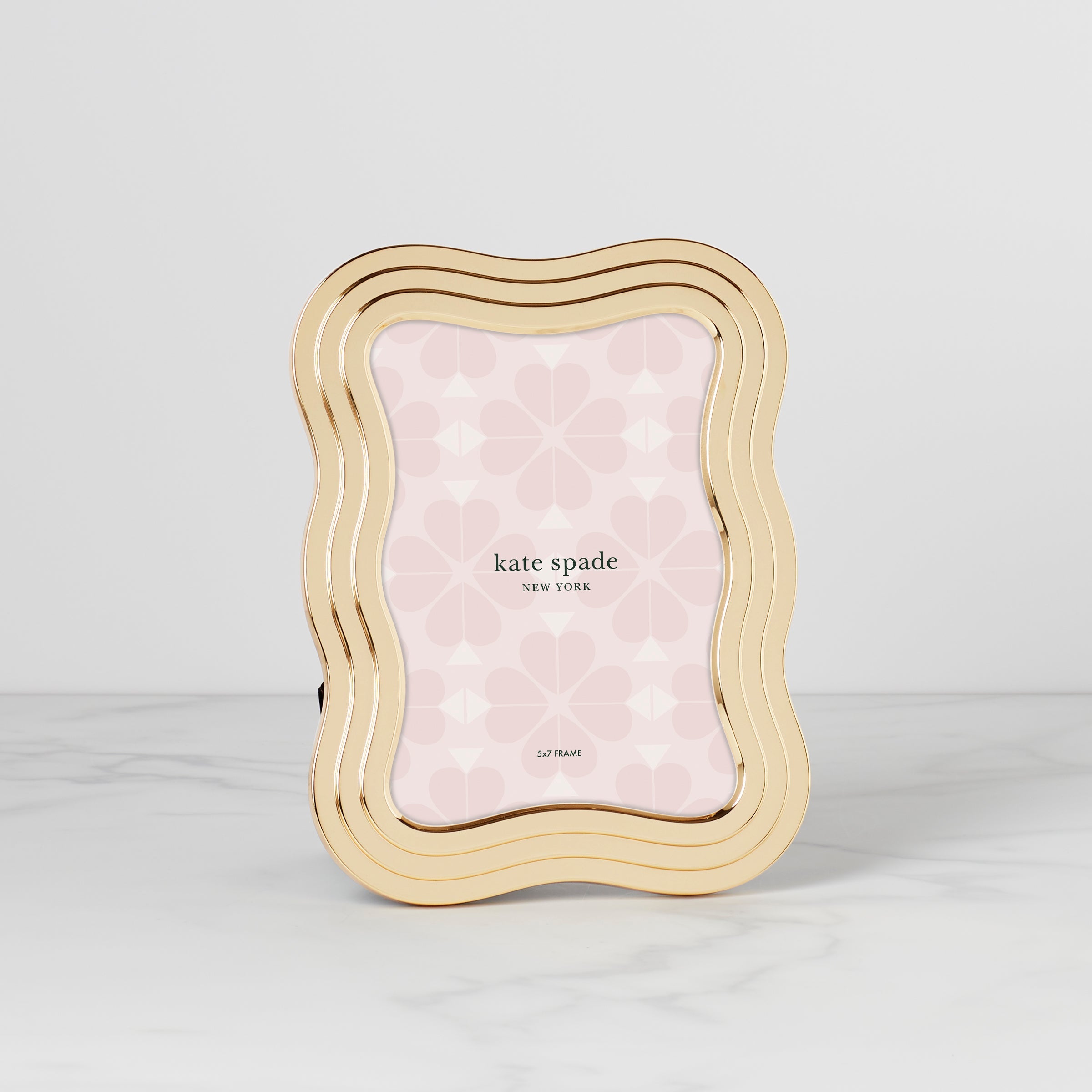"South Street 5"" x 7"" Gold Wavy Frame"