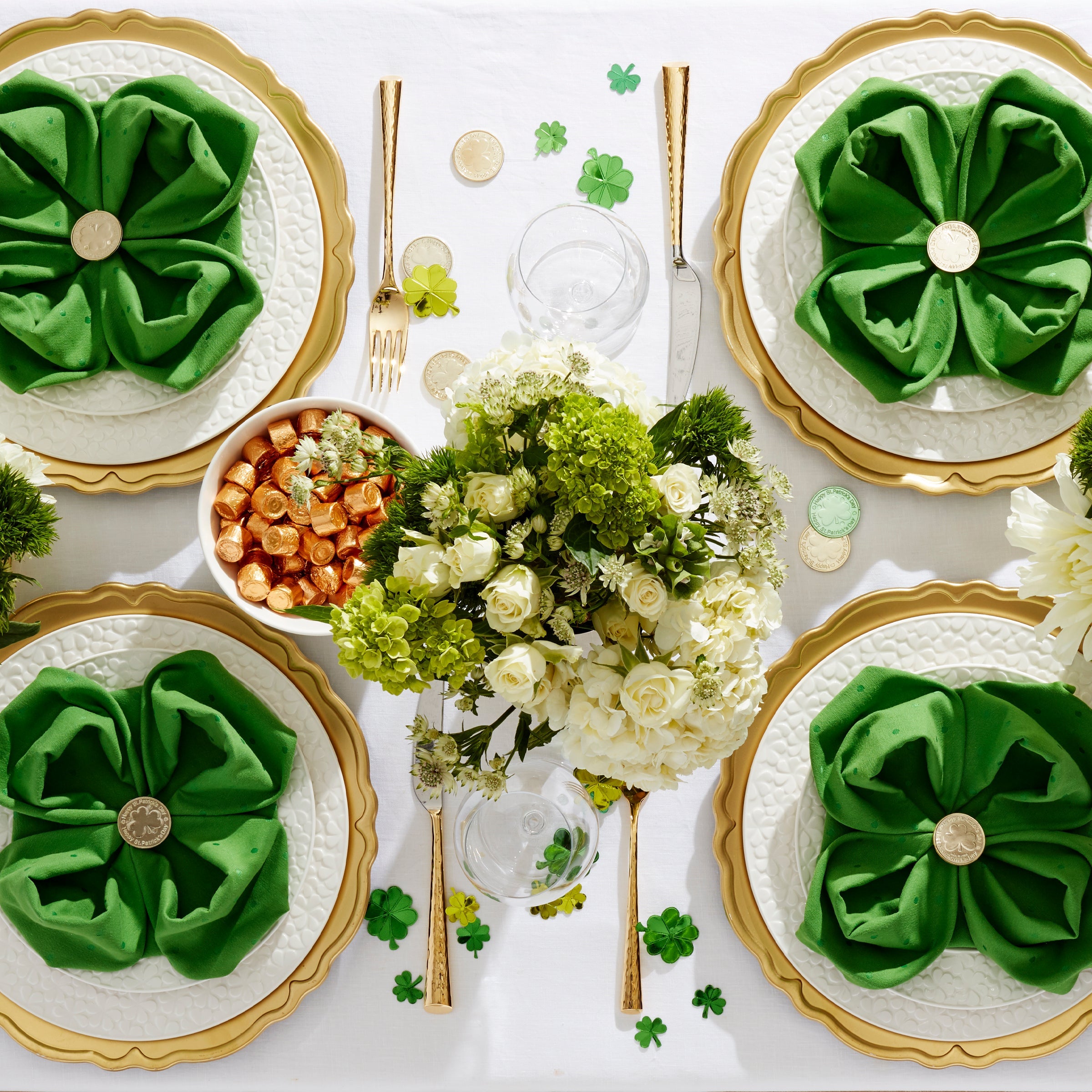 Blossom Lane Accent Plates - Set of 4