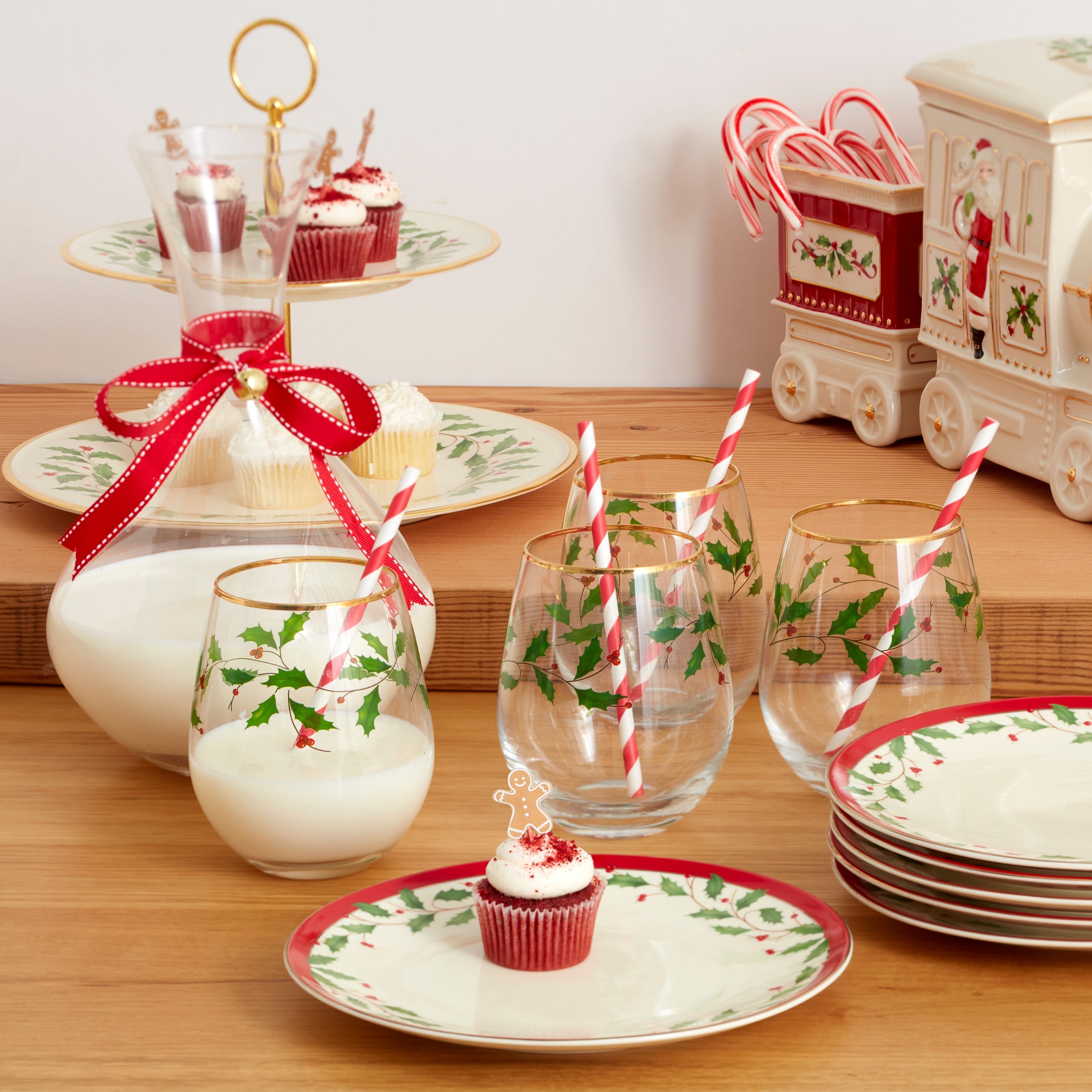 Holiday Accent Plates - Set of 6