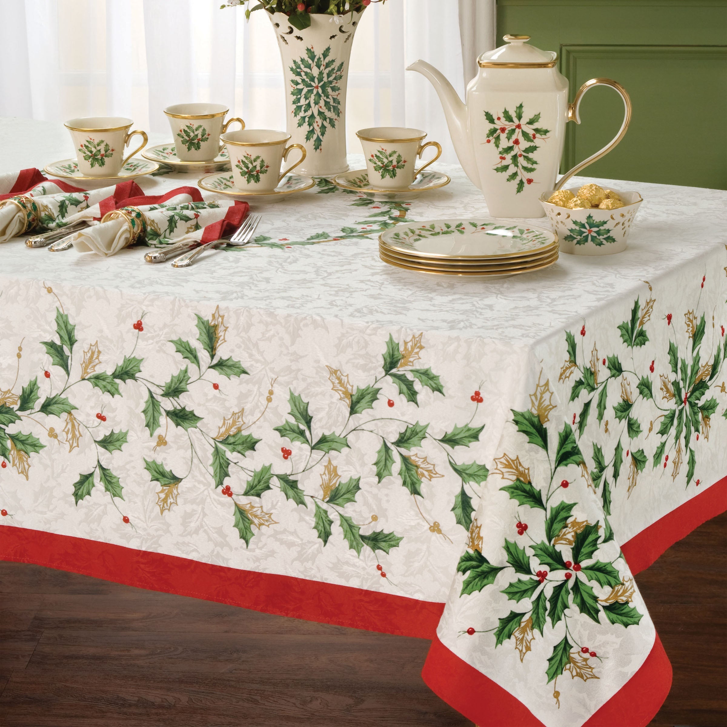 "Holiday 60"" x 84"" Tablecloth"