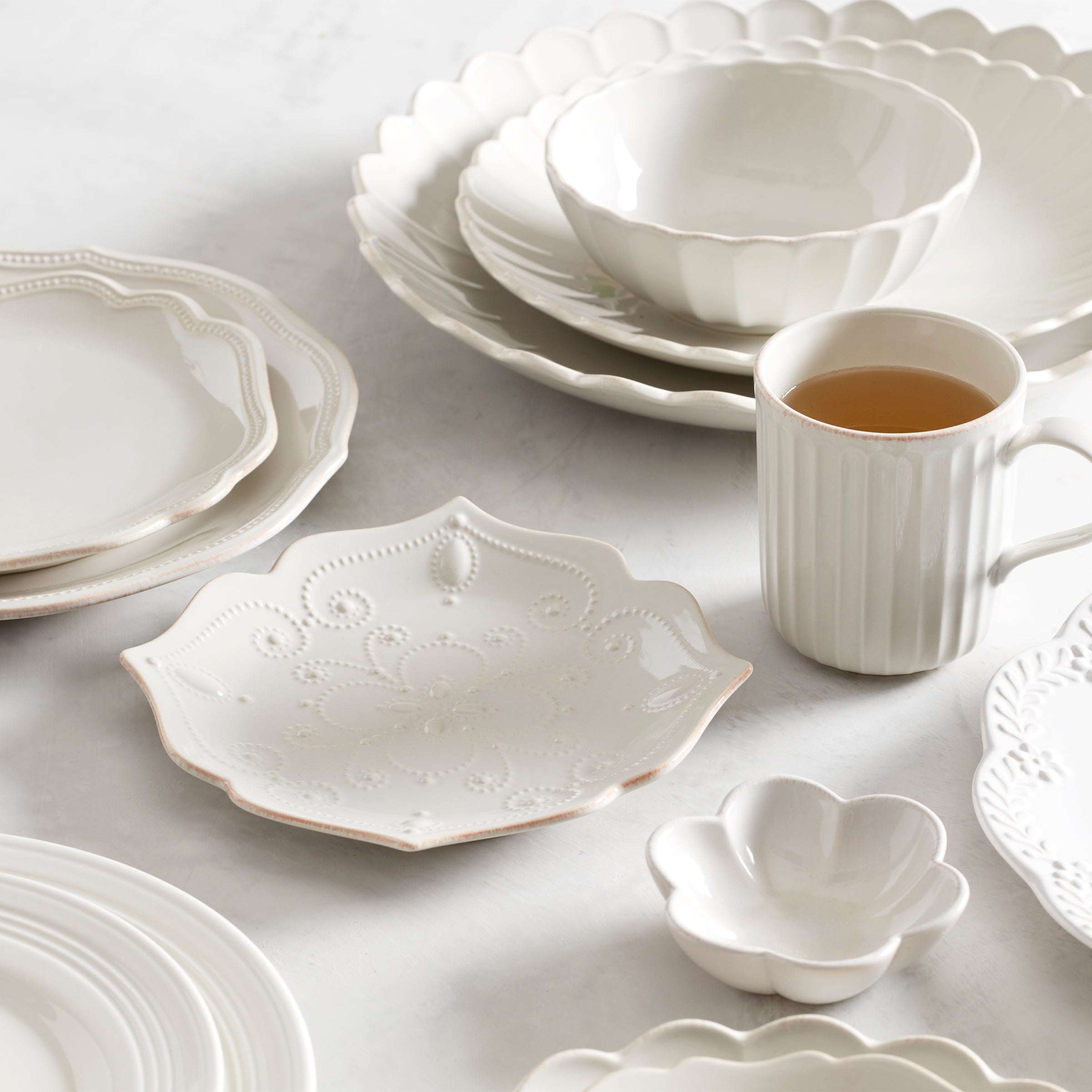 French Perle White 4-Piece Dessert Set